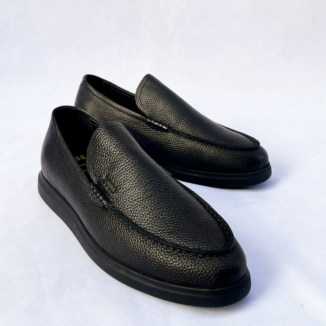 Maestro Grain Leather Slip-On Loafer – Black
