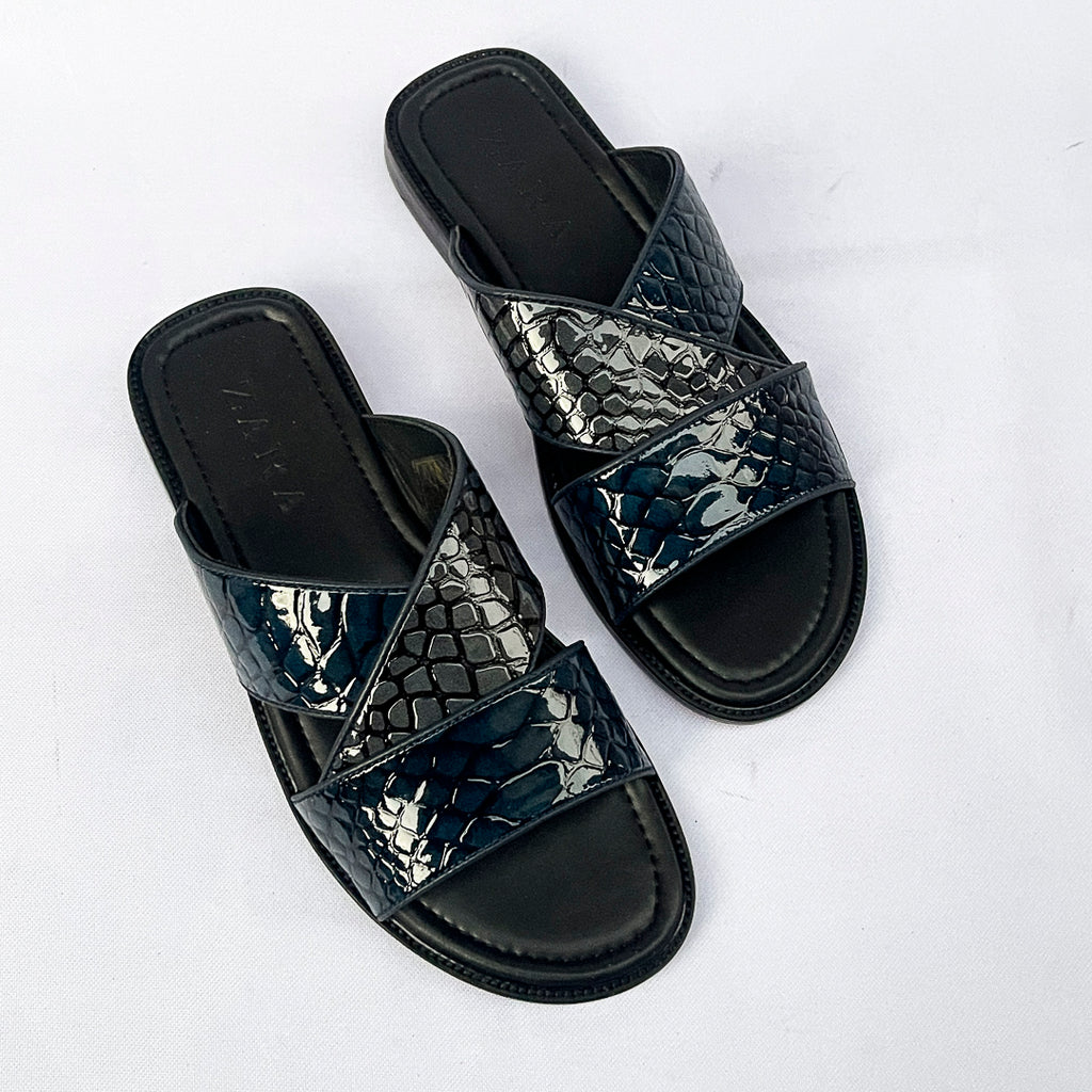 Cairo Croc-Print Cross Leather Slide – Black