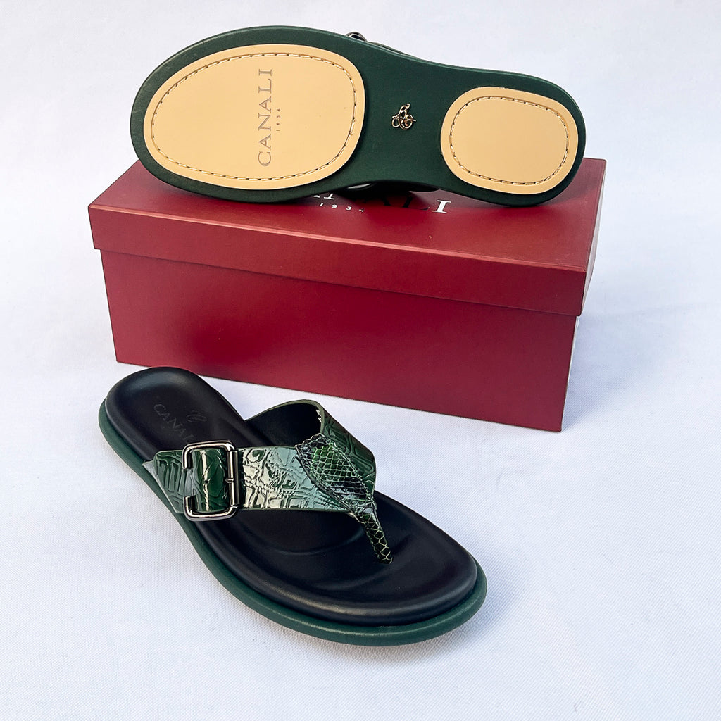 Palma Croc-Embossed Thong Sandal – Forest Green