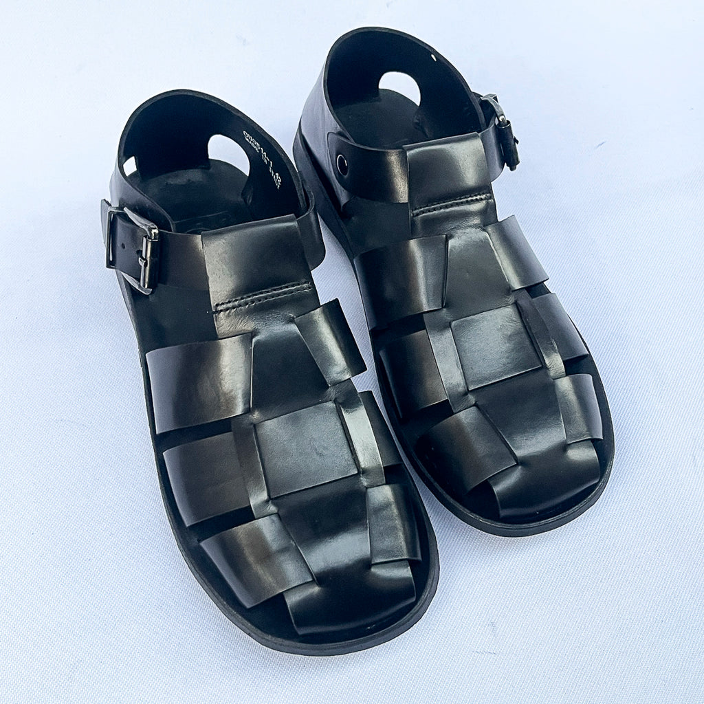 Centurion Wide-Strap Leather Fisherman Sandal – Black
